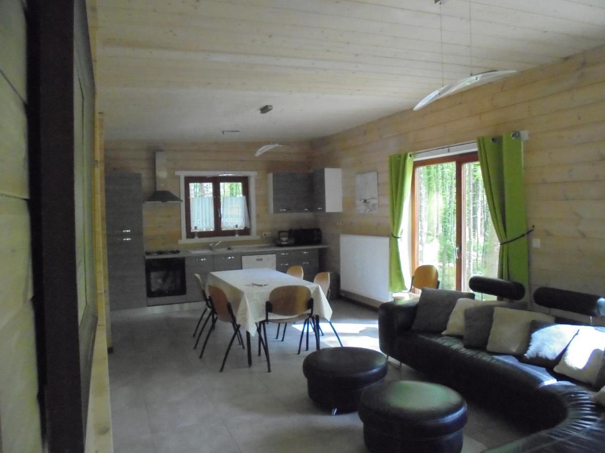 Gite Le Sous-Bois Cerfontaine Kültér fotó